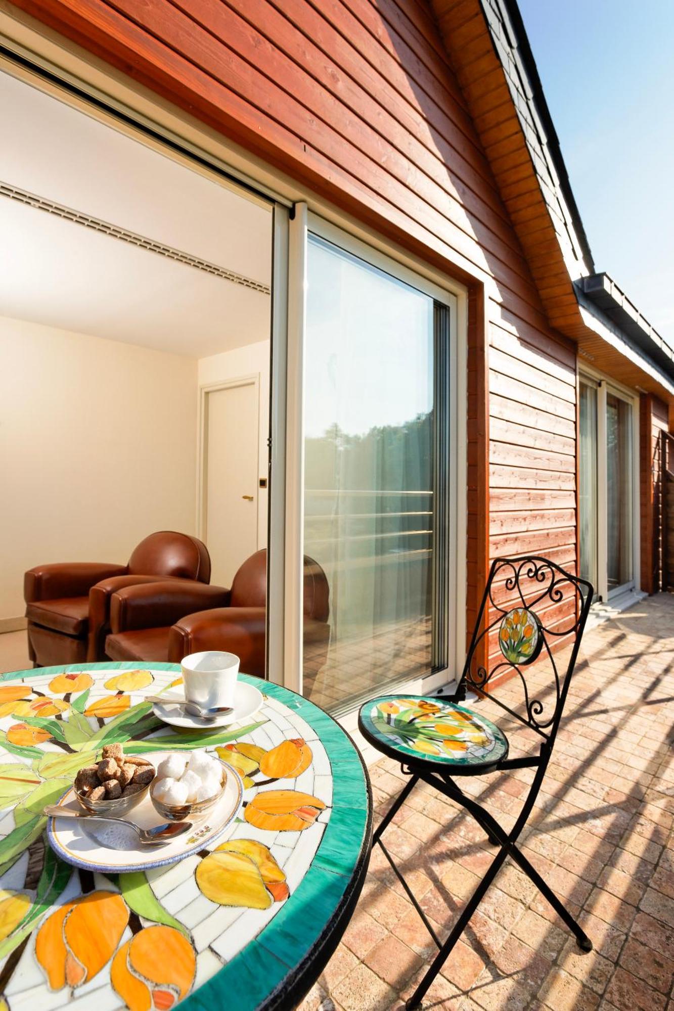Logis L'Auberge - Maison Glenn Anna Saint Anne-dʼAuray 外观 照片